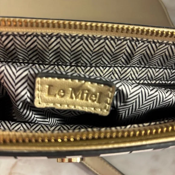 Le Miel piano purse in faux leather crossbody bag - Picture 3 of 4